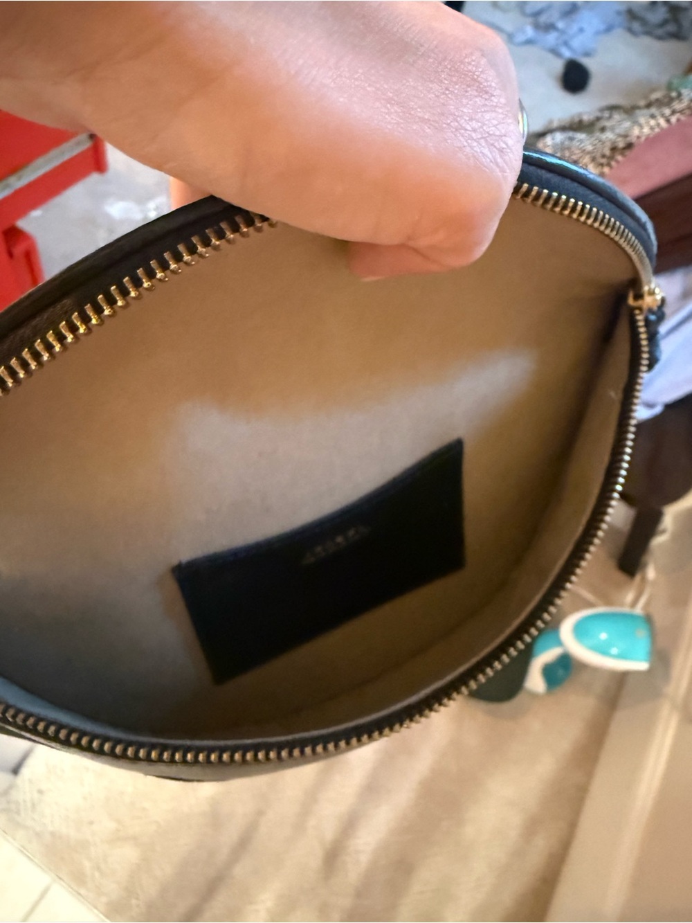 Isabel Marant SKANO BAG IN GRAINED LEATHER - Picture 9 of 10